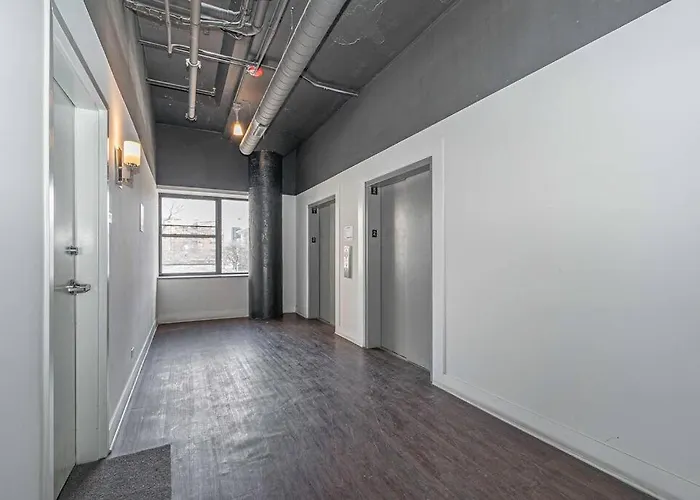 Apartment Chic Spacious 3br South Loop Near Mccormick Place, Roosevelt Cta & Shopping Area In Chicago